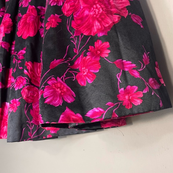 🌺TALBOTS🌺 Silk Floral Skirt - Picture 7 of 8